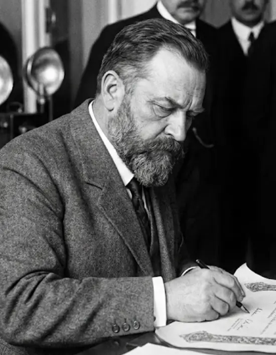Stefan Hartschnell